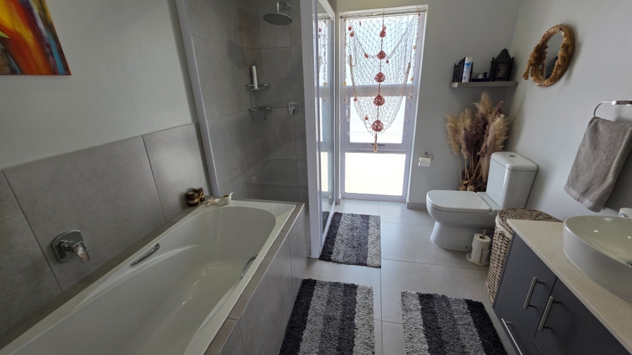 3 Bedroom Property for Sale in Island View Western Cape